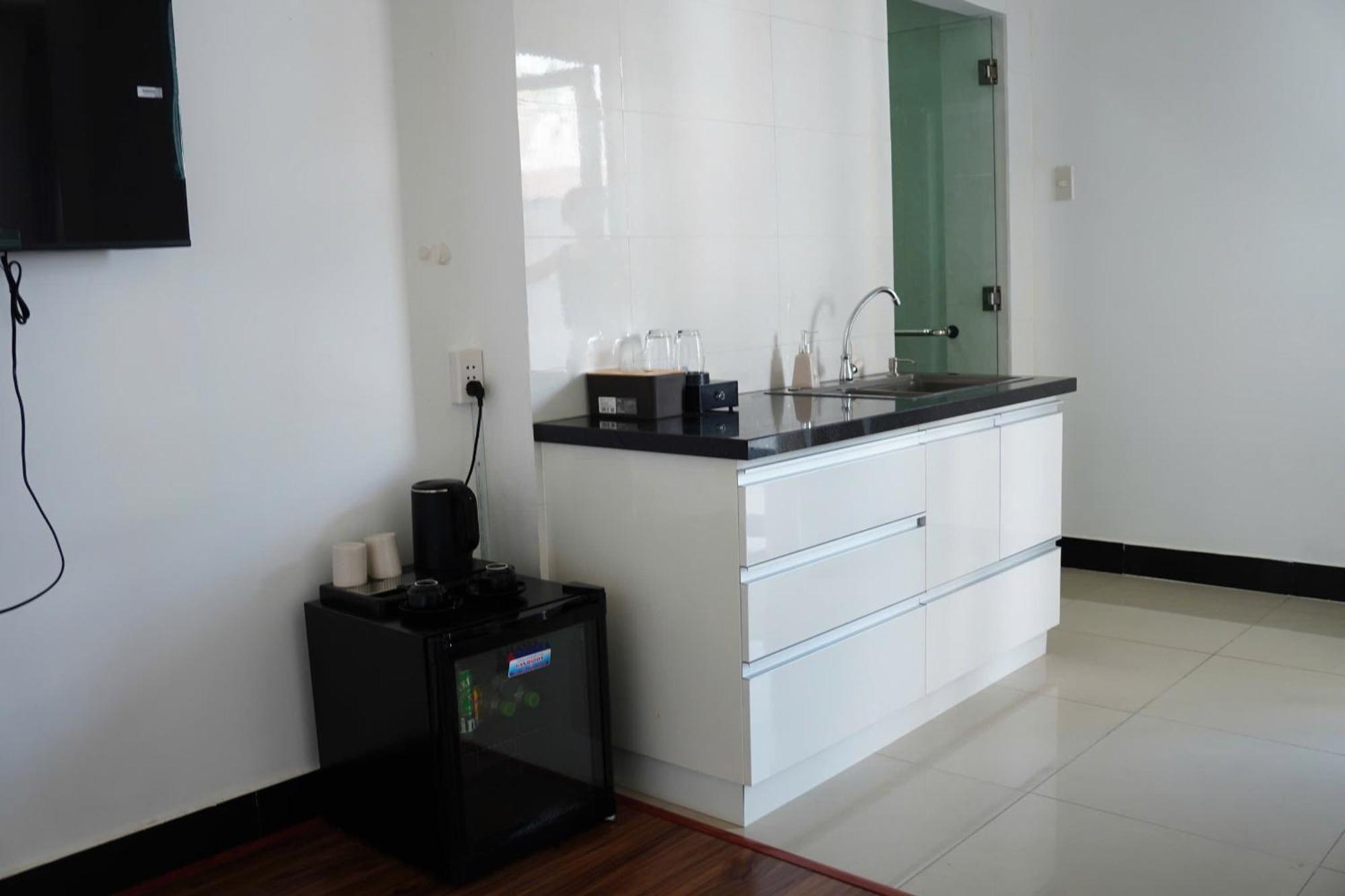 Khách sạn Bros Citihouse