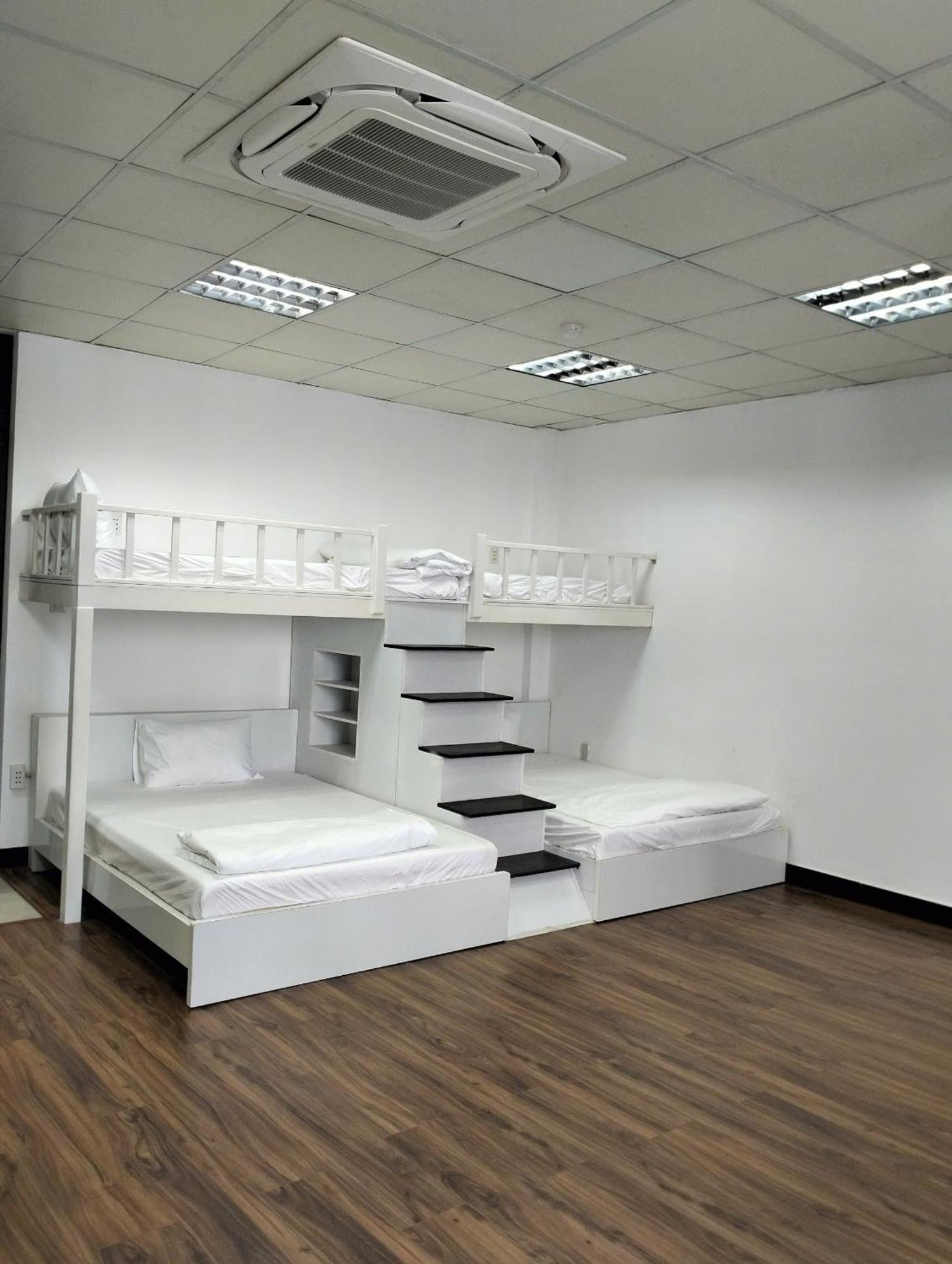 Khách sạn Bros Citihouse 2*