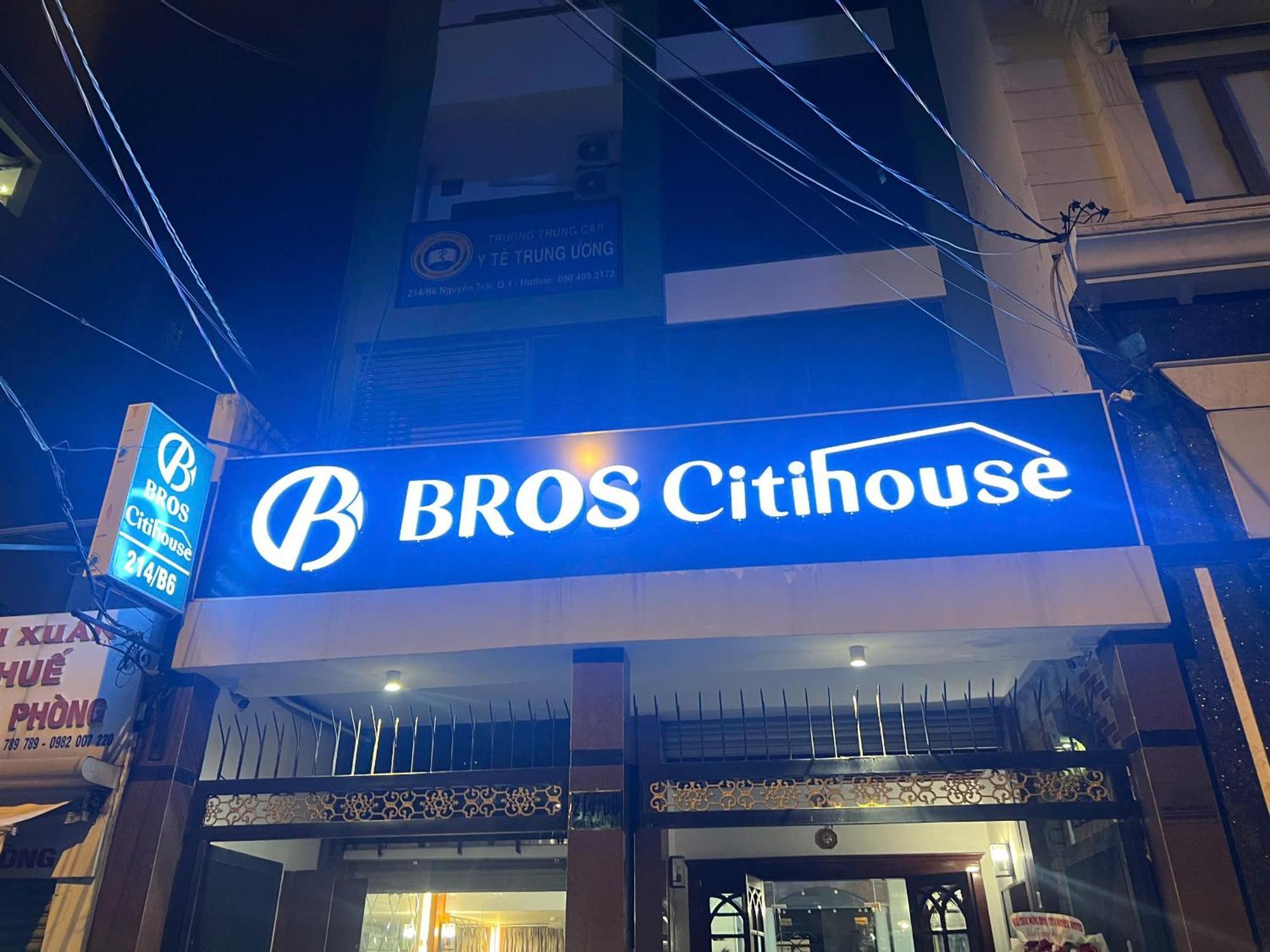 Khách sạn Bros Citihouse 2*
